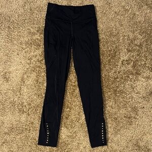 Lululemon Black High-Waisted Leggings afast free
